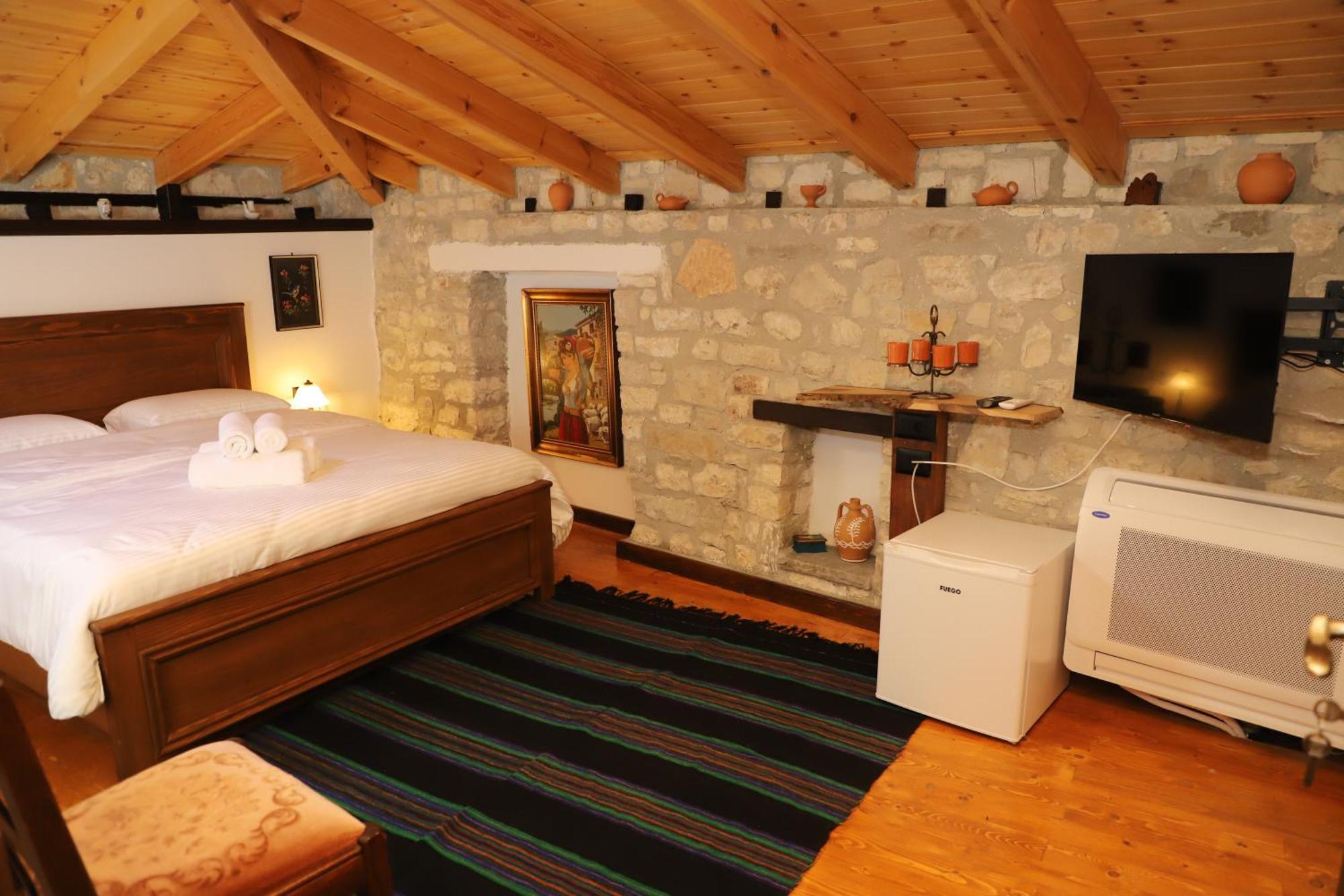 Vila Art Berat Castle Экстерьер фото